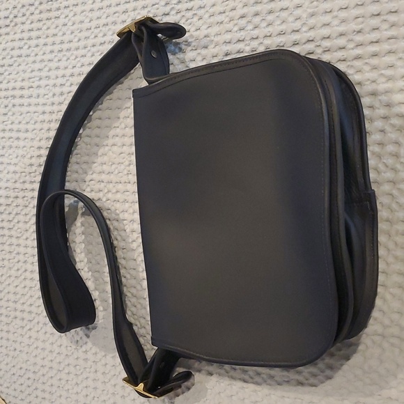unbranded Handbags - Black leather saddle bag purse with adjustable cross body strap (#8)